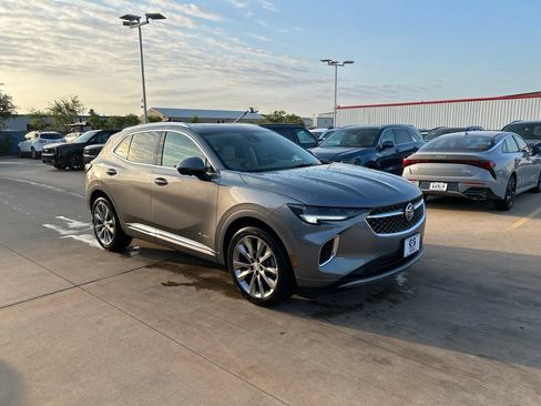 Used 2021 Buick Envision Avenir w/ Technology Package II AWD/4WD image 4