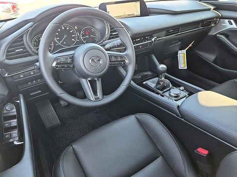 New 2026 MAZDA MAZDA3 2.5 S Hatchback w/ Premium Pkg FWD image 31