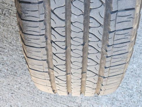 Certified 2025 Jeep Grand Cherokee Laredo w/ Trailer Tow Package image 10