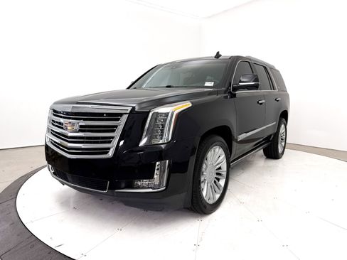 Used 2016 Cadillac Escalade Platinum AWD/4WD image 14