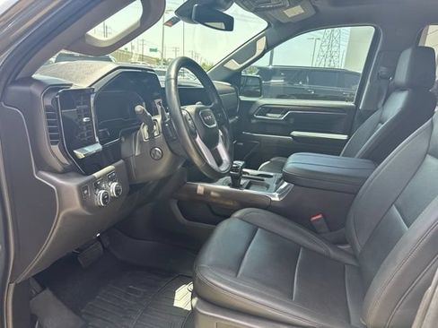 Used 2024 GMC Sierra 1500 SLT AWD/4WD image 5