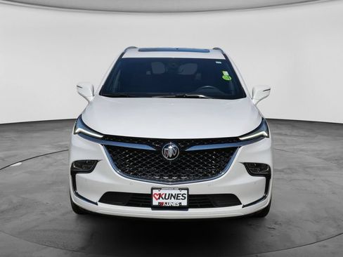 Used 2024 Buick Enclave Avenir w/ Avenir Technology Package AWD/4WD image 4