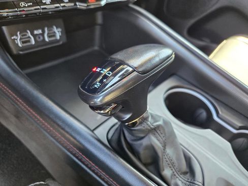 Used 2024 Dodge Durango GT RWD image 23