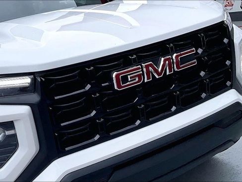 Used 2024 GMC Canyon Elevation w/ Trailering Package image 29