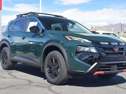 New 2026 Nissan Rogue SV AWD/4WD image 9