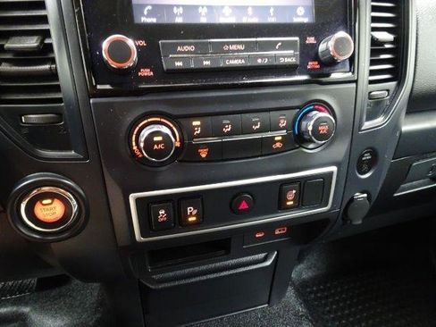Used 2021 Nissan Titan S w/ S Utility Package image 32