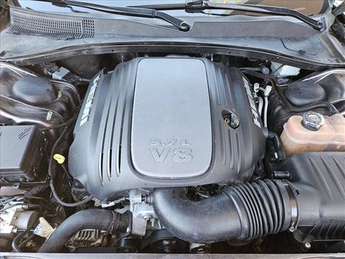 Used 2017 Chrysler 300 S w/ 300S Premium Group RWD image 27