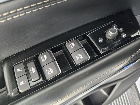 Used 2024 Jeep Grand Wagoneer Series II w/ Quick Order Packagew 28T image 25