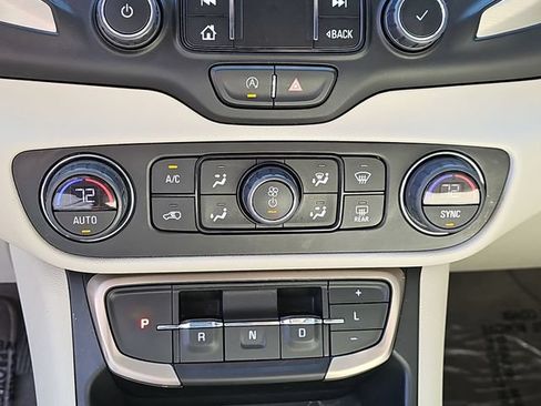 Used 2023 GMC Terrain Denali AWD/4WD image 25