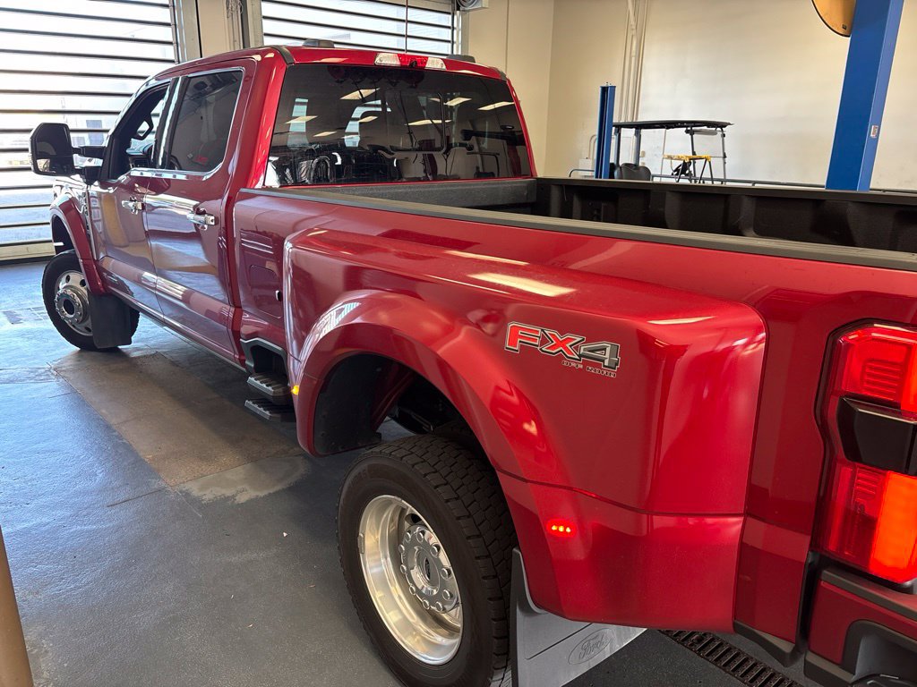 Used 2024 Ford F450 Platinum w/ FX4 Off-Road Package AWD/4WD image 7