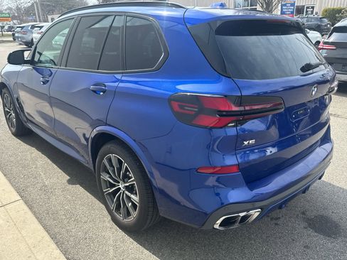 Used 2026 BMW X5 M60i image 6