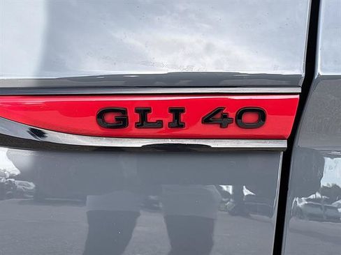 Used 2024 Volkswagen Jetta GLI 40th Anniversary Edition FWD image 13