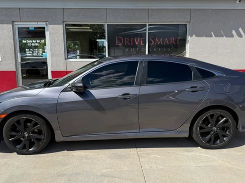 Used 2020 Honda Civic Sport image 5