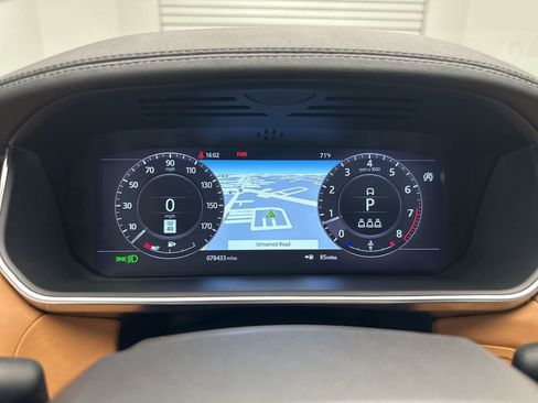 Used 2021 Land Rover Range Rover Sport HSE Dynamic image 18