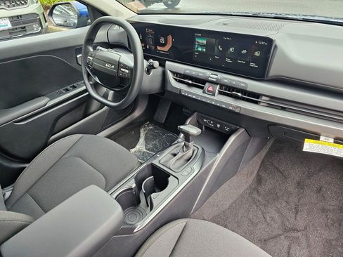 New 2026 Kia K4 LXS image 28