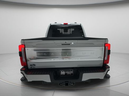 New 2026 Ford F250 Platinum w/ Platinum Plus Package AWD/4WD image 6