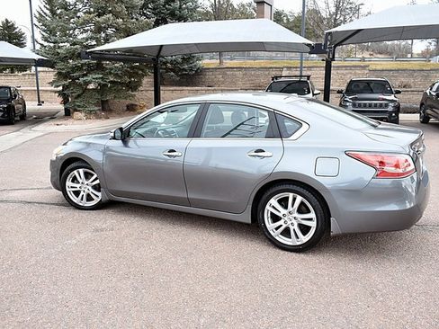 Used 2015 Nissan Altima 3.5 SL image 6