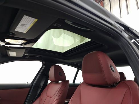 Used 2026 BMW 330i xDrive Sedan w/ Convenience Package image 12