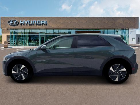 New 2026 Hyundai Ioniq 5 SE AWD/4WD image 3