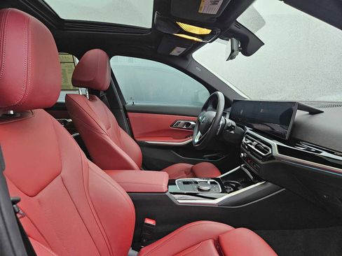 Used 2023 BMW 330i Sedan w/ Driving Assistance Package image 11