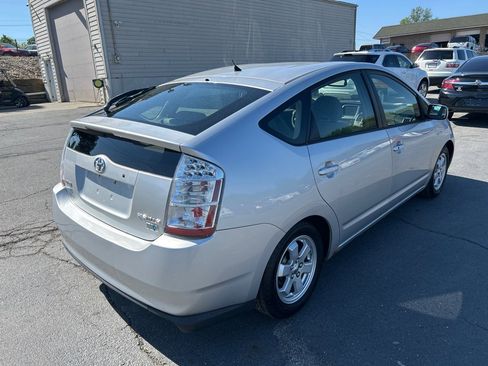 Used 2006 Toyota Prius FWD image 6