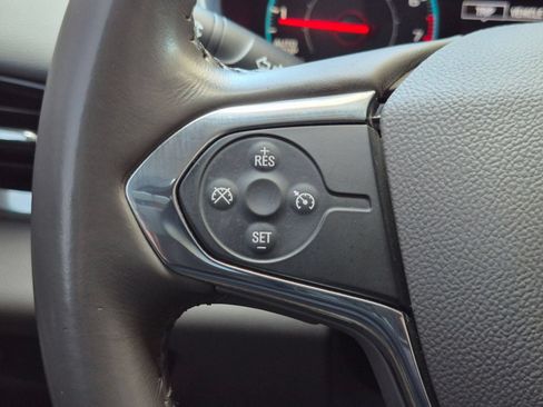 Used 2019 Chevrolet Traverse LT FWD image 15