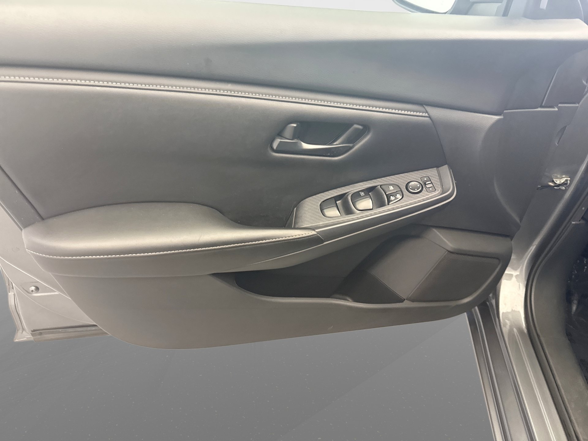 Used 2024 Nissan Sentra S FWD image 9