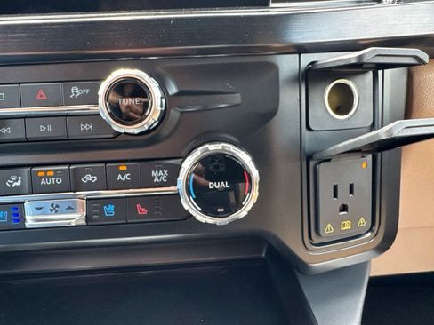New 2026 Ford F350 Lariat w/ Lariat Ultimate Package AWD/4WD image 37
