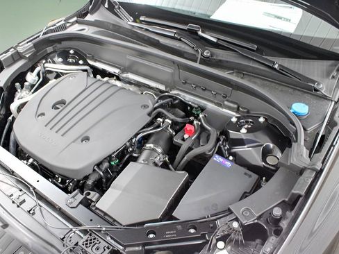 New 2026 Volvo XC60 B5 Core w/ Protection Package Premier image 34