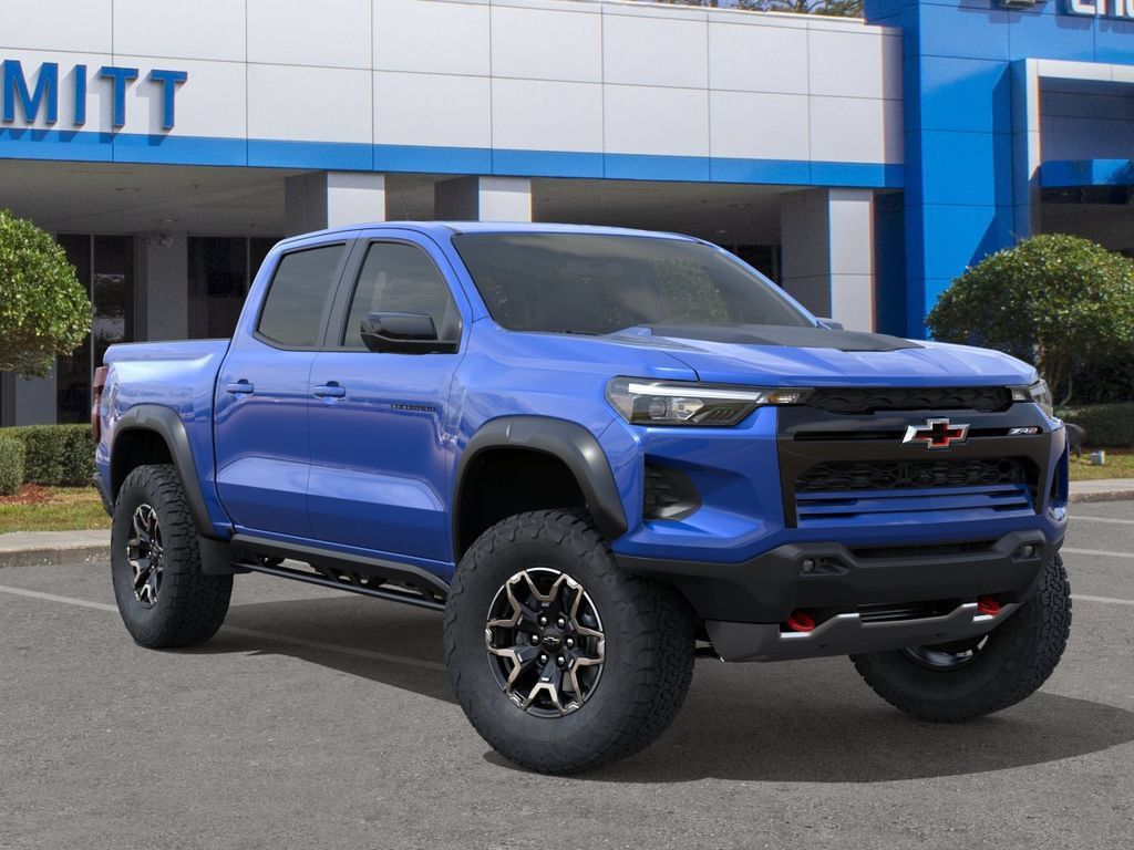 New 2026 Chevrolet Colorado ZR2 w/ Technology Package AWD/4WD image 7