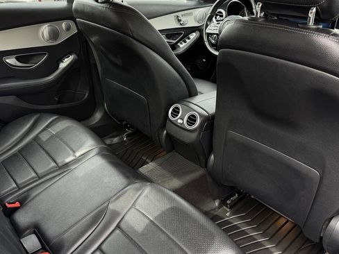 Used 2020 Mercedes-Benz C 300 4MATIC Sedan image 35
