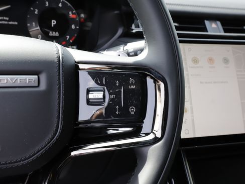 New 2026 Land Rover Range Rover Velar Dynamic SE AWD/4WD image 23