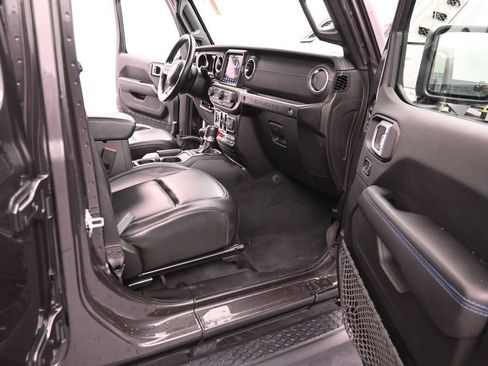 Used 2021 Jeep Wrangler Unlimited Rubicon 4xe w/ Steel Bumper Group AWD/4WD image 18