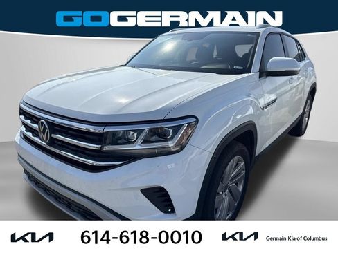 Used 2023 Volkswagen Atlas Cross Sport SE w/ Panoramic Sunroof Package AWD/4WD image 1