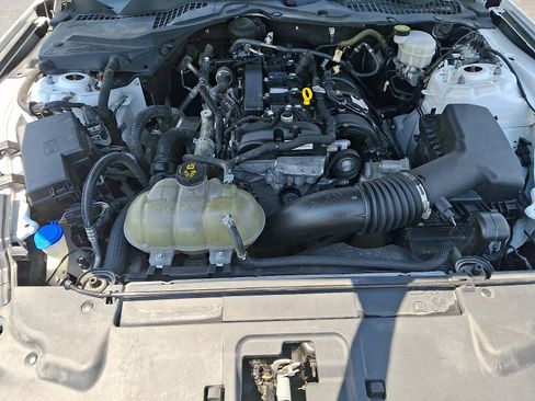 Used 2022 Ford Mustang Premium RWD image 27