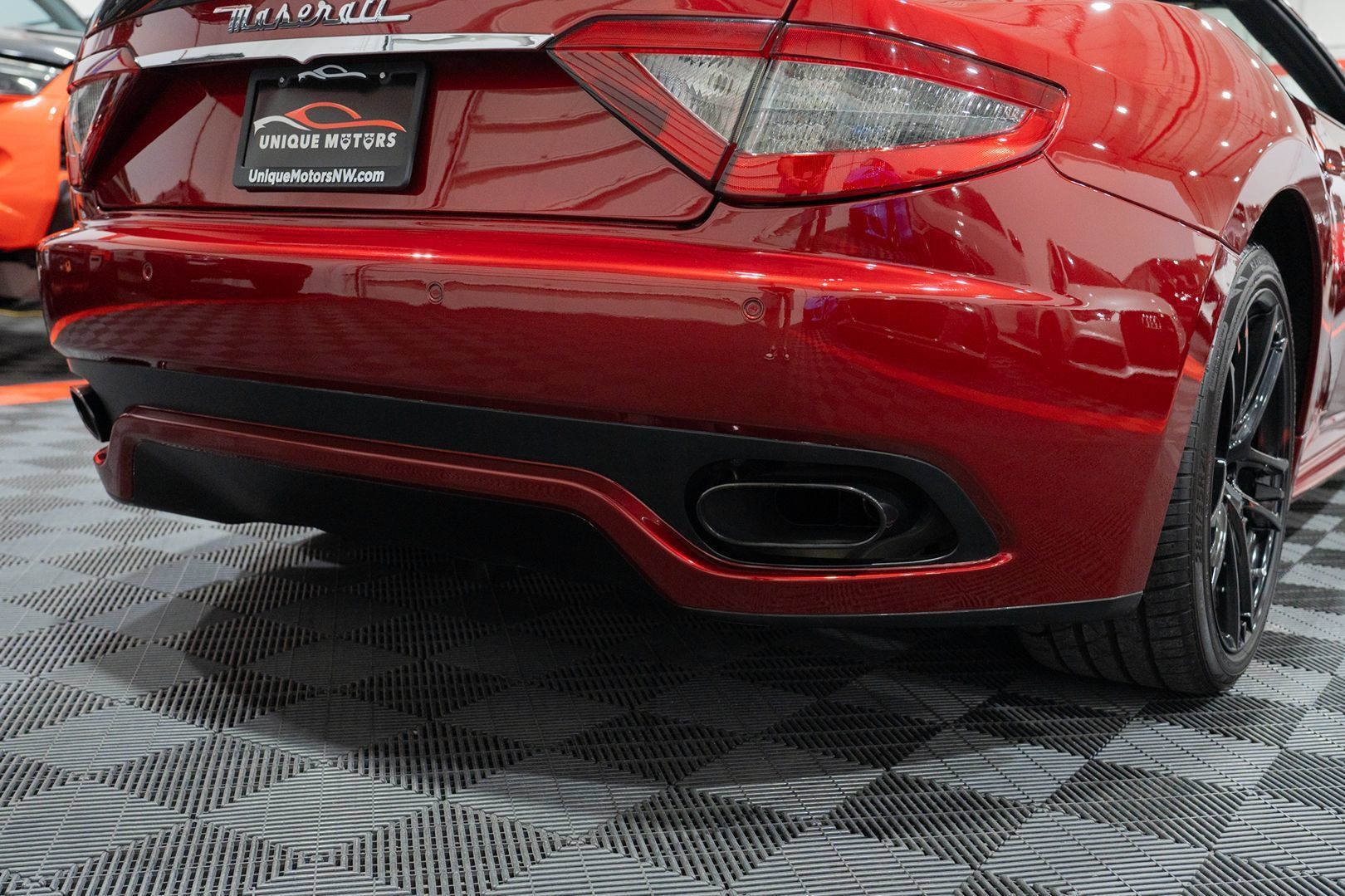 Used 2017 Maserati GranTurismo Sport RWD image 9