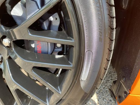 Used 2021 Ford Mustang GT Premium w/ GT Performance Package RWD image 31