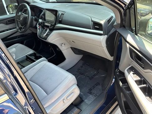Used 2022 Honda Odyssey EX image 27