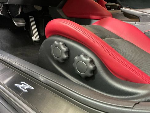 Used 2024 Nissan Z Performance w/ Floor Mat Package RWD image 20