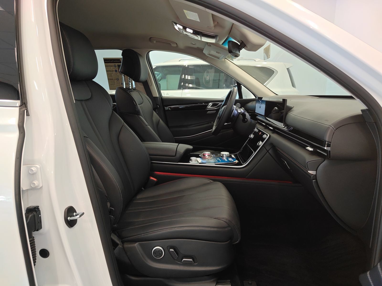 Used 2026 Genesis GV80 2.5T AWD/4WD image 19