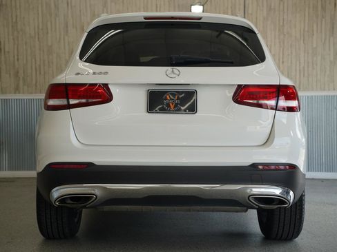 Used 2017 Mercedes-Benz GLC 300 image 9