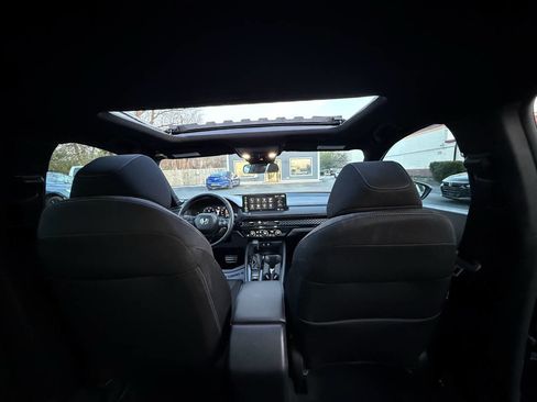 Used 2024 Honda Accord Sport image 27