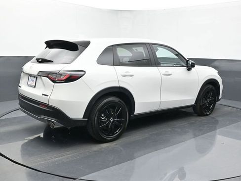 Used 2026 Honda HR-V Sport image 5