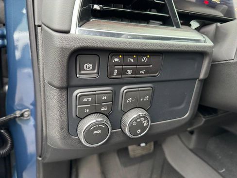 New 2026 Chevrolet Suburban LS w/ LPO, Dark Essentials Package image 39