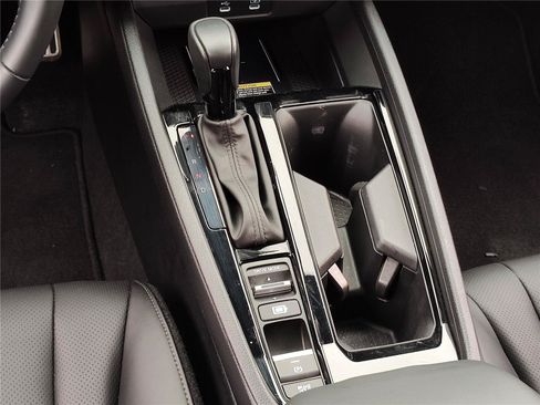 Used 2025 Honda Accord Sport image 18