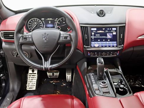 Used 2022 Maserati Levante Modena S AWD/4WD image 15