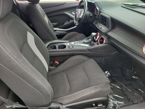 Used 2023 Chevrolet Camaro LT RWD image 18