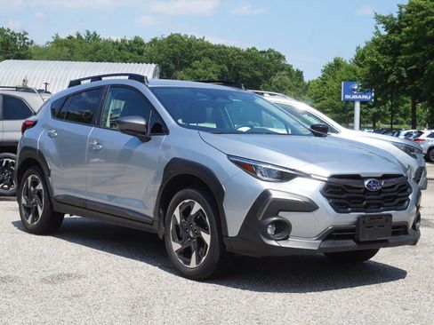 Used 2024 Subaru Crosstrek 2.5i Limited AWD/4WD image 3