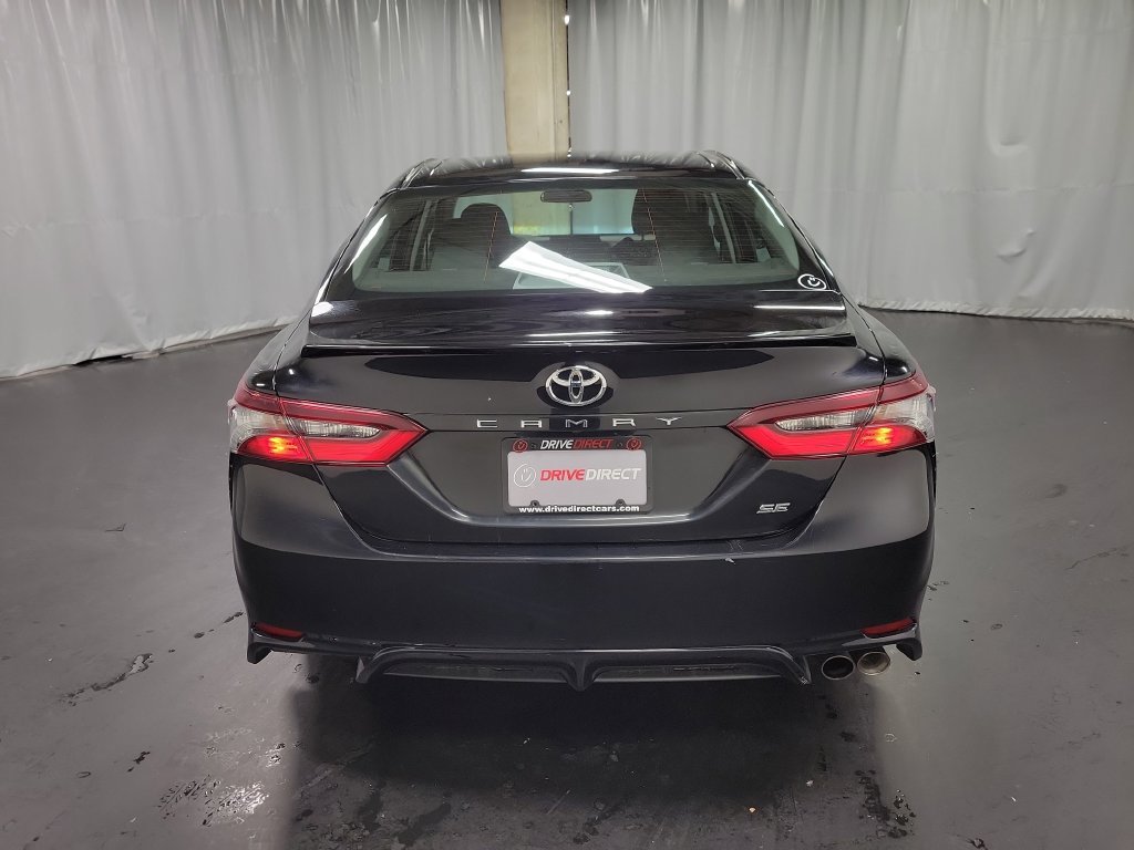 Used 2024 Toyota Camry SE FWD image 7