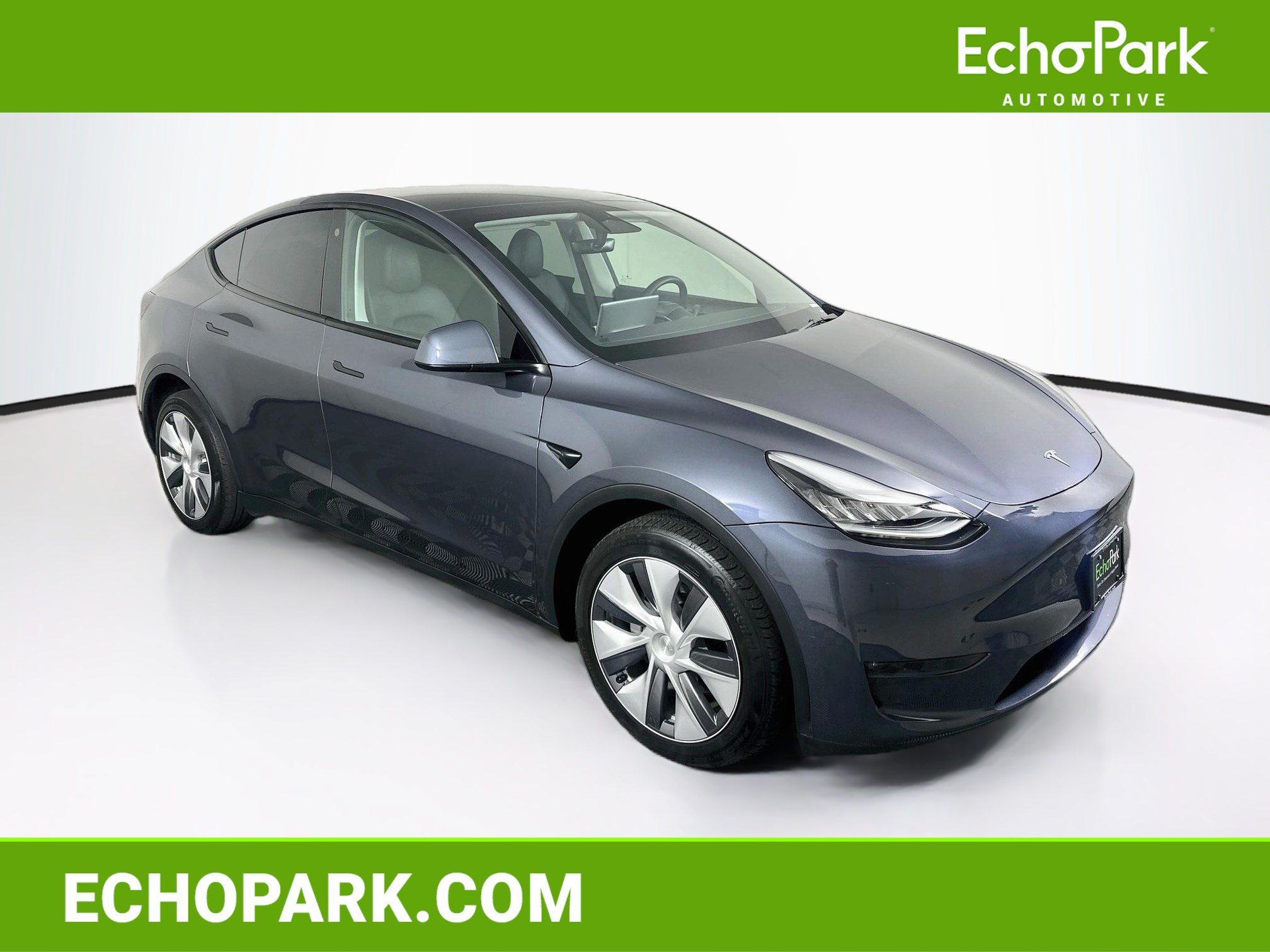 Used 2023 Tesla Model Y Long Range AWD/4WD image 1